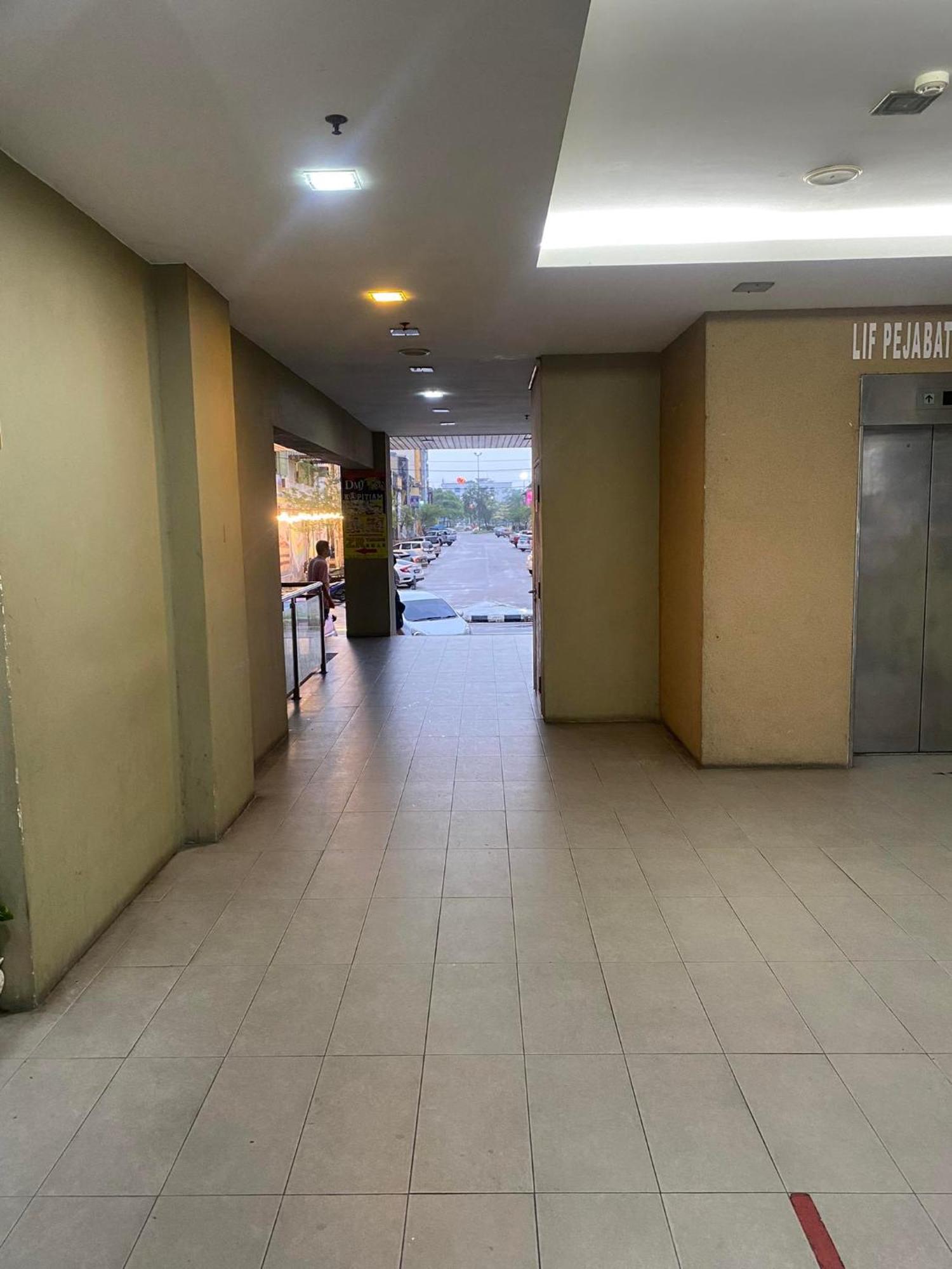 Ain Studio Apartment Kota Bharu Exteriör bild